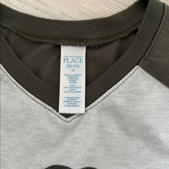 Children’s Place pajama bundle set of 2 - Picture 4 of 7